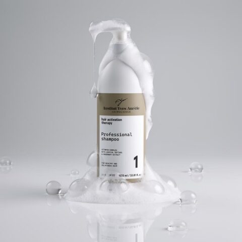 Shampoo zur Wiederherstellung des Haarwachstums und zur Verdichtung der Haare