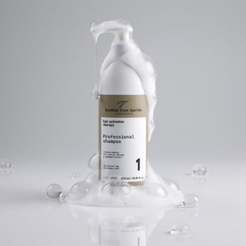 Shampoo zur Wiederherstellung des Haarwachstums und zur Verdichtung der Haare